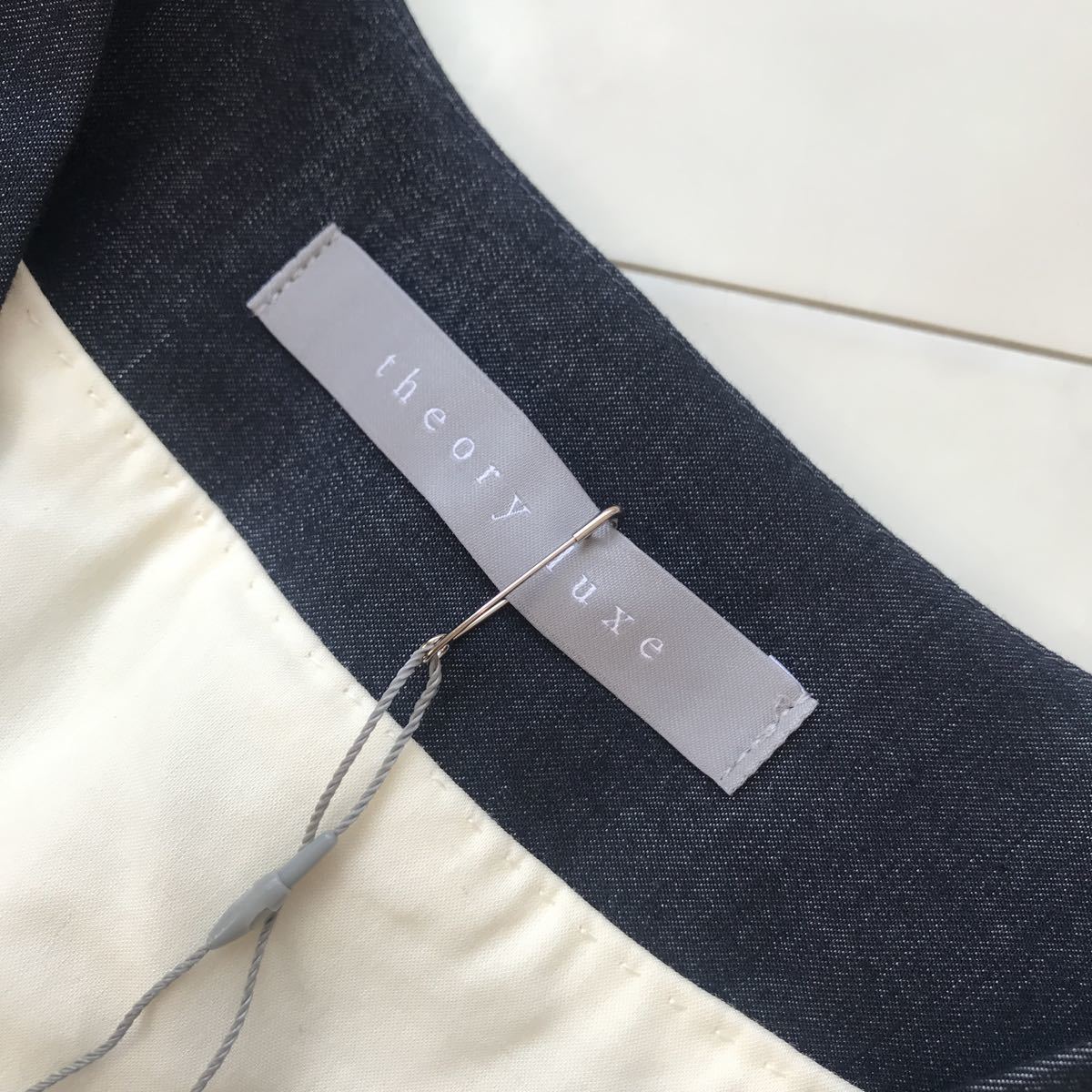 セオリーリュクスtheory luxe上質濃紺 スプリングジャケットサイズ38  