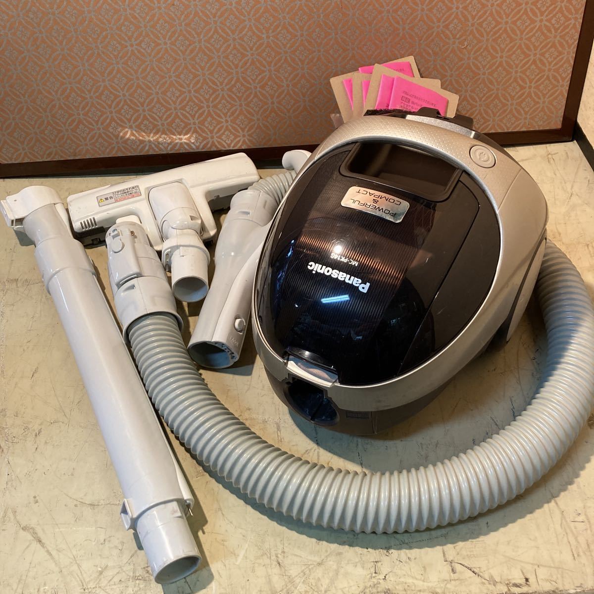 A0256 パナソニック 掃除機 MC-PK14G Panasonic 紙パック3枚 の入札 