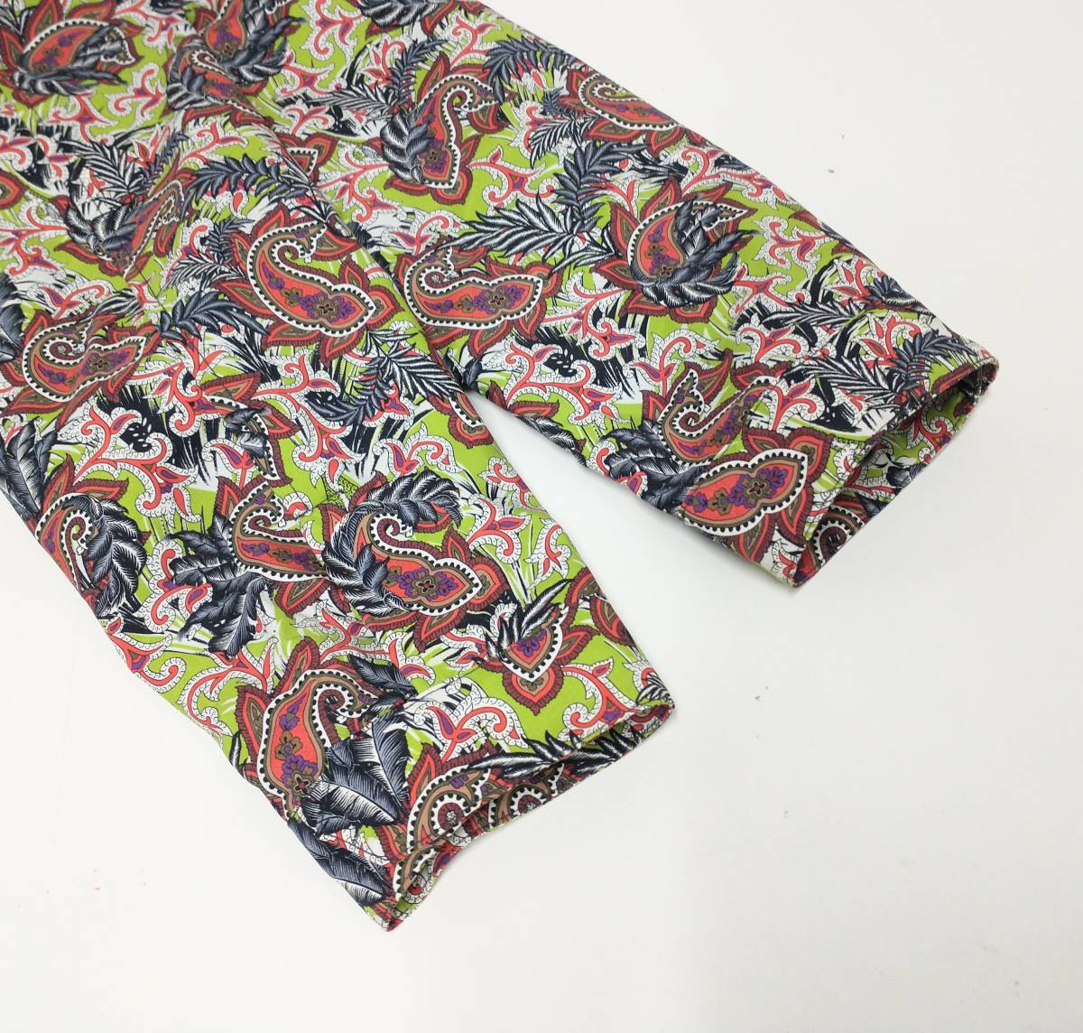 ETRO ペイズリー | エトロ フード 総柄 希少 ジップアップ ジップアップジャケット ブルー FARFETCH JP - ジャケット ナイロンジャケット ジップ