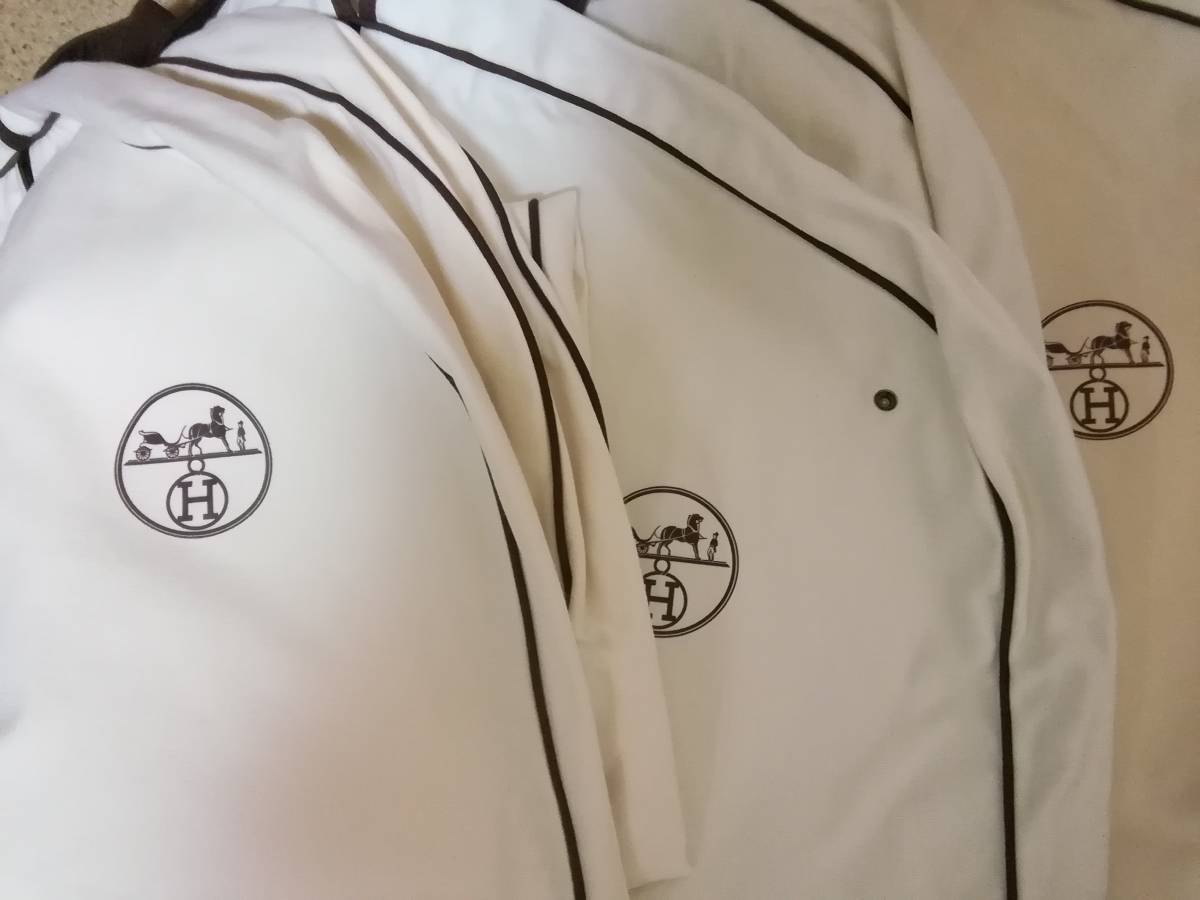 HERMES（ロングコート）のフリマアイテム一覧 HERMES エルメス スーツ 