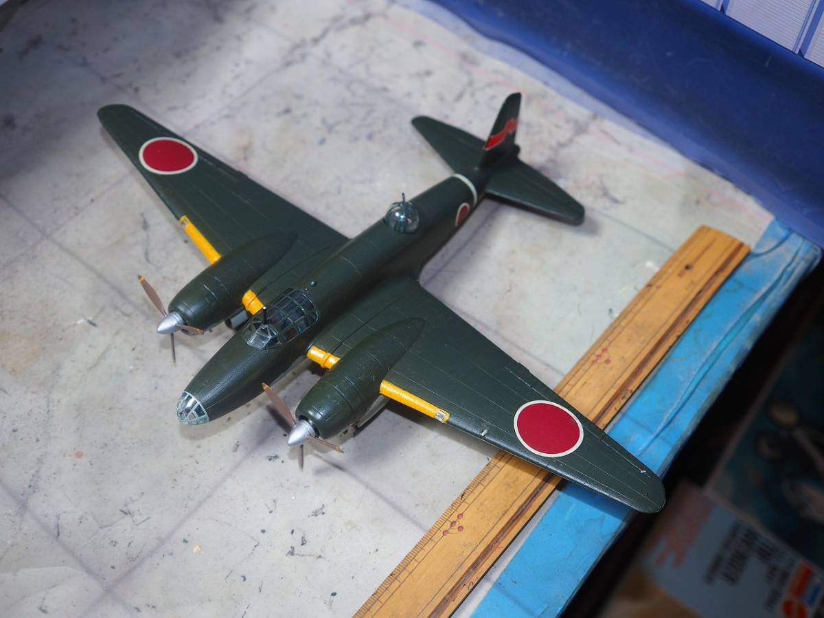 1/72 日本陸軍 九七式重爆撃機完成品 【公式通販】