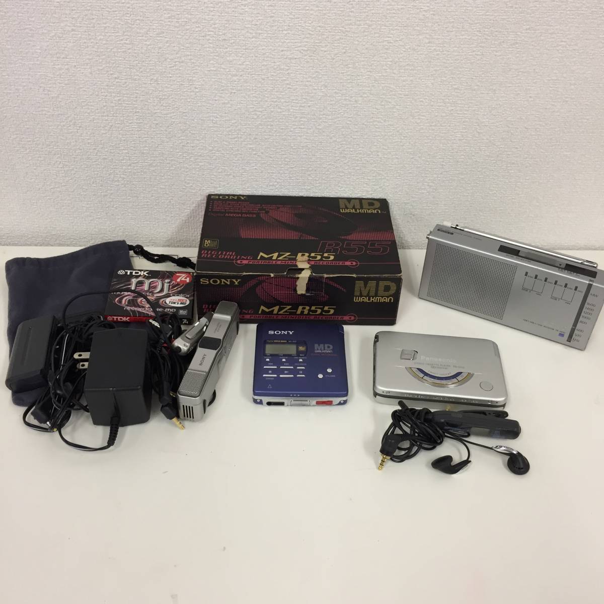 【１円スタート】A768335-21　ポータブルプレイヤー3点おまとめ SONY MDプレイヤー MZ-R55など 通電未確認