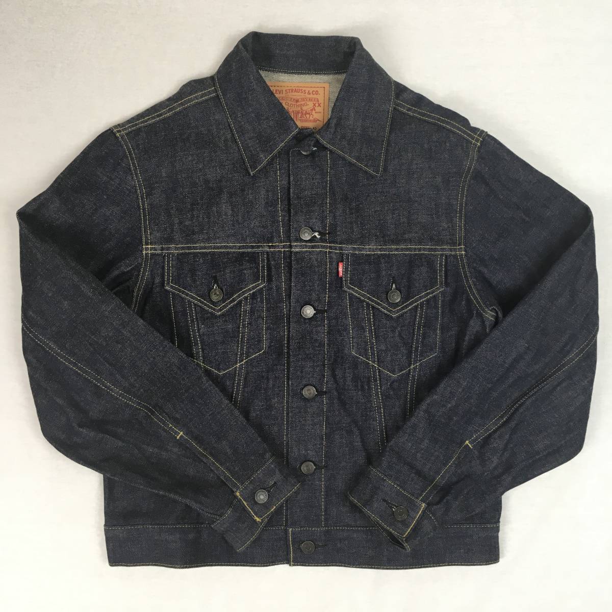 美品】LEVI