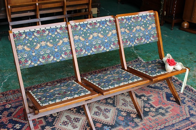 【激安大特価，送料無料】 イギリスアンティーク家具 フォールディングチェア ベンチ シアターチェア 折りたたみチェア/ベンチ 英国製 C300-1(西洋)｜売買されたオークション情報、yahooの商品情報をアーカイブ公開 - 西洋