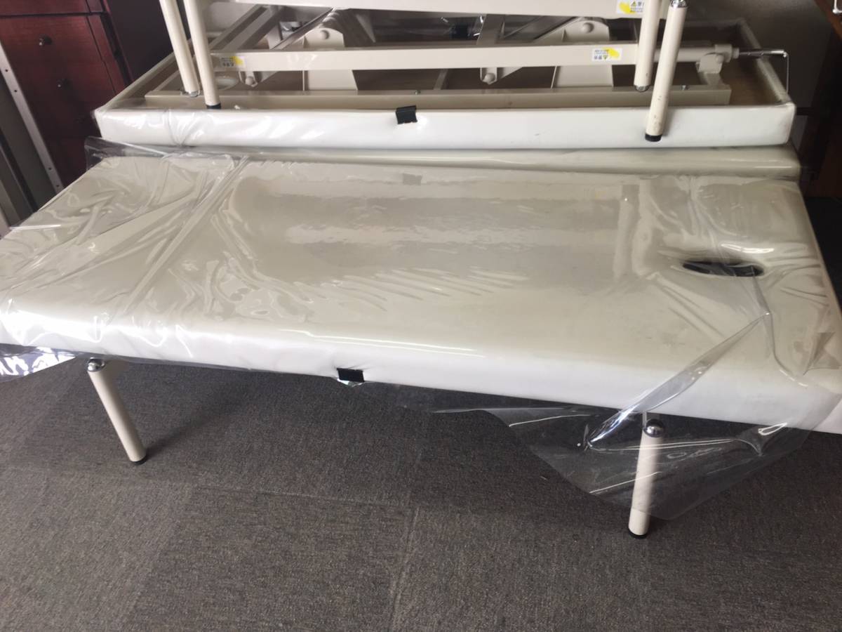 マッサージベッド 施術台 手動昇降 エステベッド ベッド 高田ベッド 