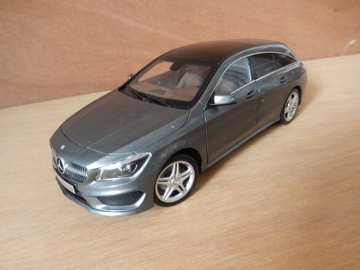 メルセデスベンツ CLA シューティングブレーク 1／18 ディーラー