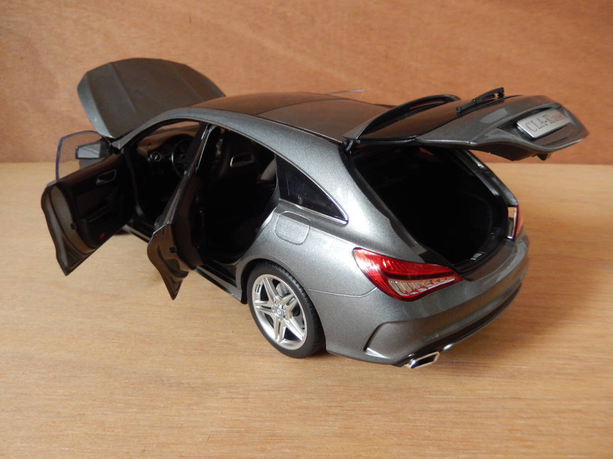 メルセデスベンツ CLA シューティングブレーク 1／18 ディーラー