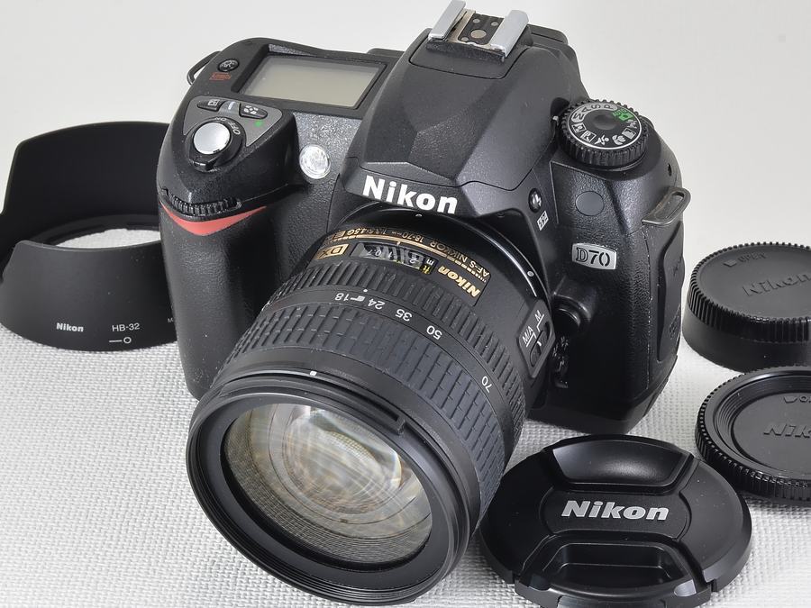 良品】Nikon (ニコン) D70(3619枚) / AF-S DX ZOOM Nikkor 18-70mm F3