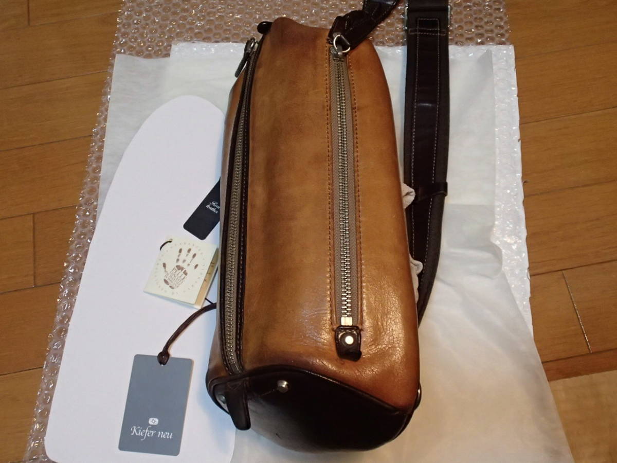 キーファーノイ レザー ボディバッグ キャメル Kiefer neu 訳アリ品 