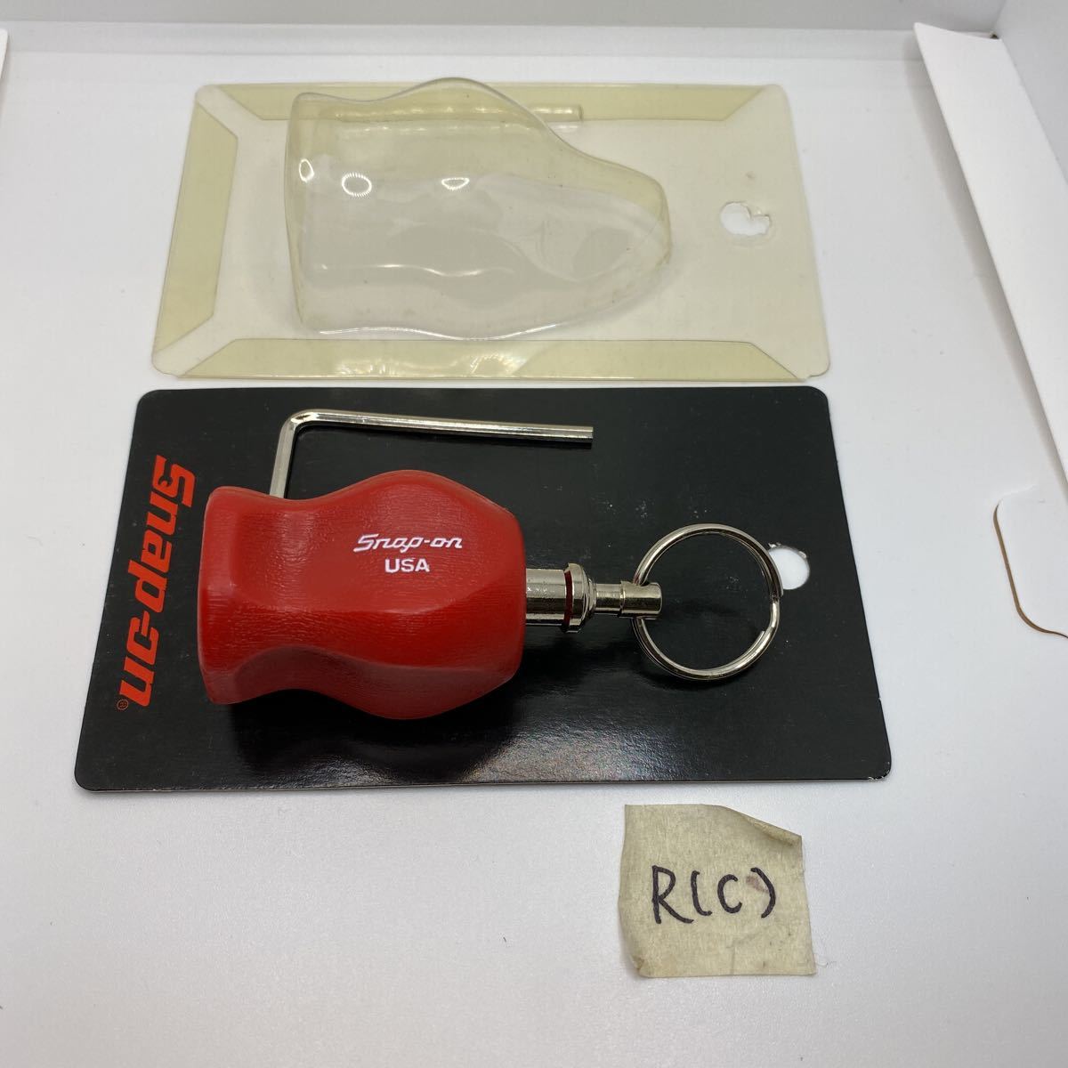 R(C)＊送料無料＊新品＊お蔵出し＊Snap-on スナップオン グリップ キーホルダー レッド 赤 正規品
