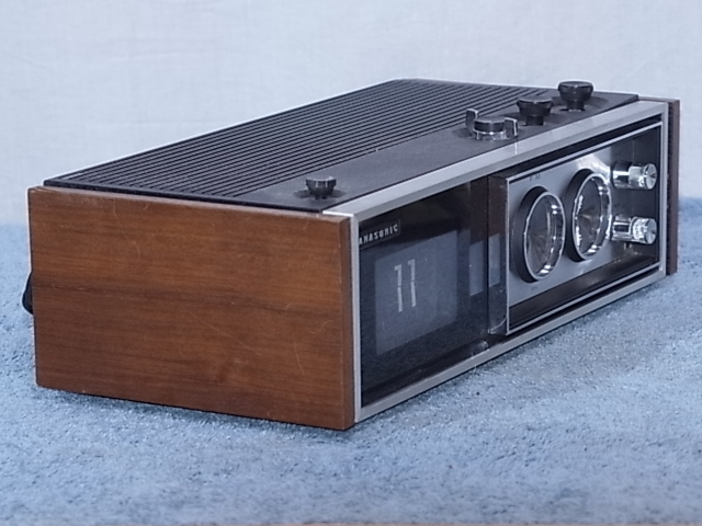 National Panasonic RC-709 - パタパタ時計付きラジオ メルカリ Radio