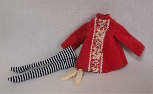 当時物 旧タカラ初代リカちゃん人形ドレスよそゆきお洋服 ワンピース赤 アウトフィット 衣装 昭和レトロ 昔 初期レア ダッコちゃん 靴 靴下 洋服 売買されたオークション情報 Yahooの商品情報をアーカイブ公開 オークファン Aucfan Com