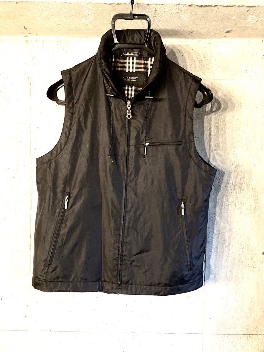 美品】バーバリーブラックレーベル ナイロンベスト ノバチェック 