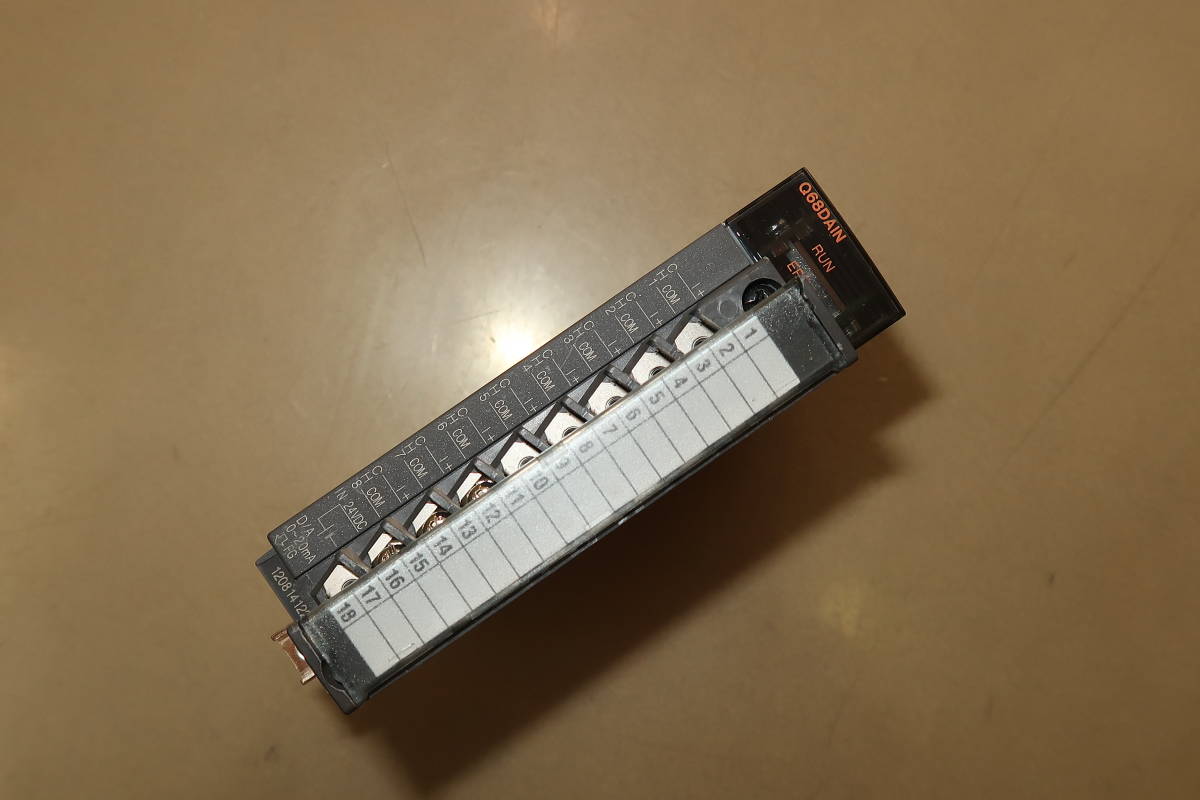♪♪三菱電機 シーケンサ Q68DAIN♪♪ 建築材料、住宅設備 工具、DIY