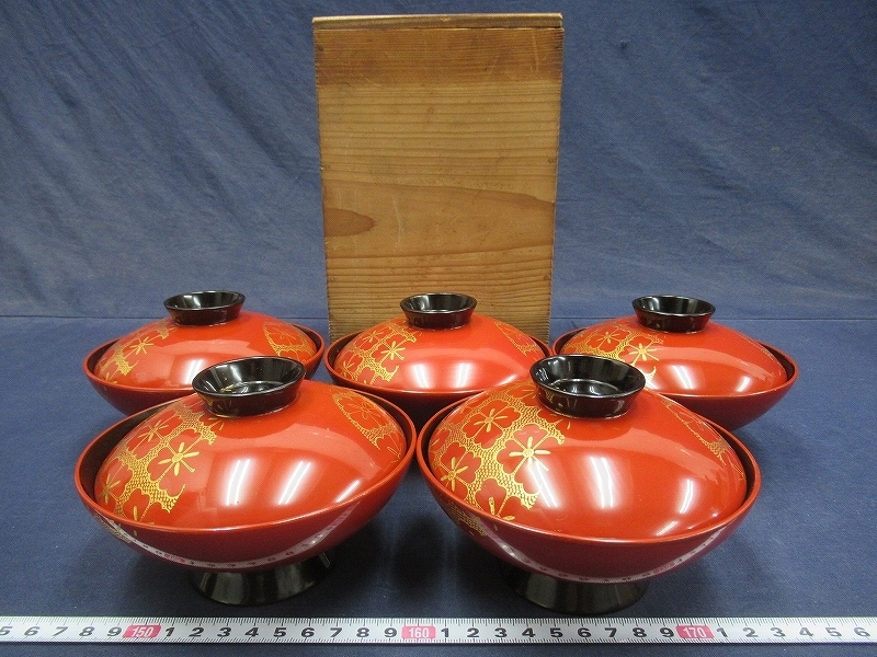 木箱入り・漆器吸物椀 木製 お椀 吸物椀 漆塗り 漆器 漆 汁椀 5客セット 椀の中古