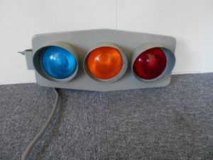 信号機　本物？　アンティーク Yahoo!オークション - 信号機 信号灯器 アンティーク 照明 電化製品 3