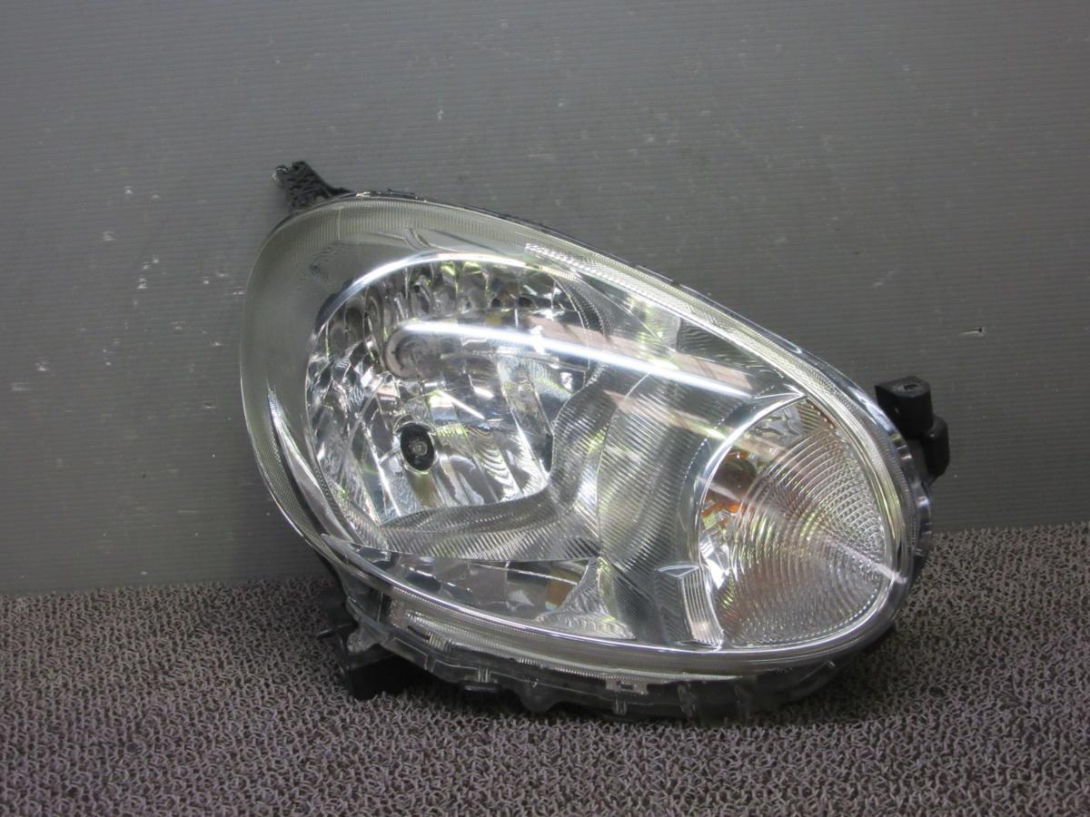 ■3353 マーチ K13 ヘッドライト右■
