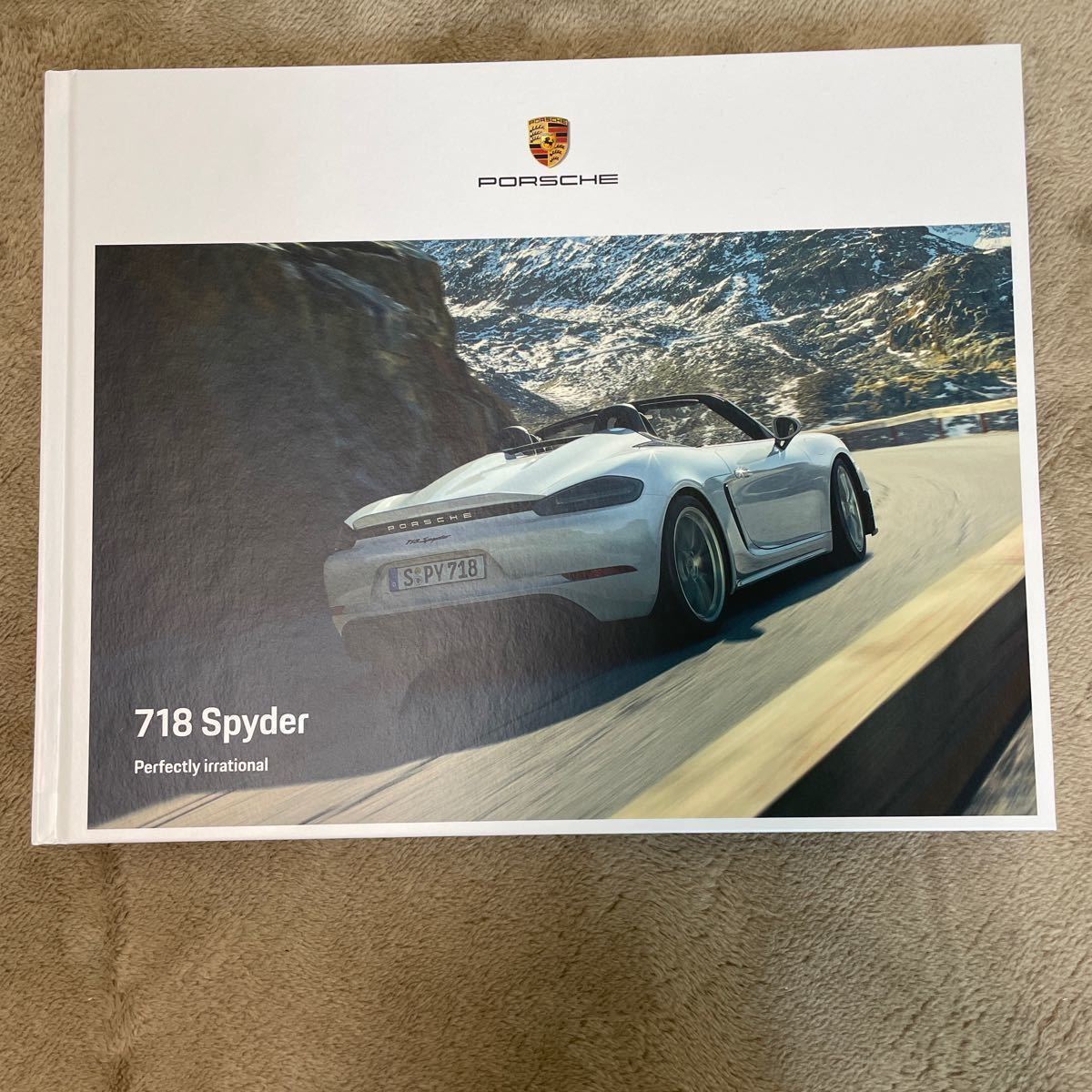 PORSCHE 718 スパイダー spyder カタログ 美品 レア ハードカバー 