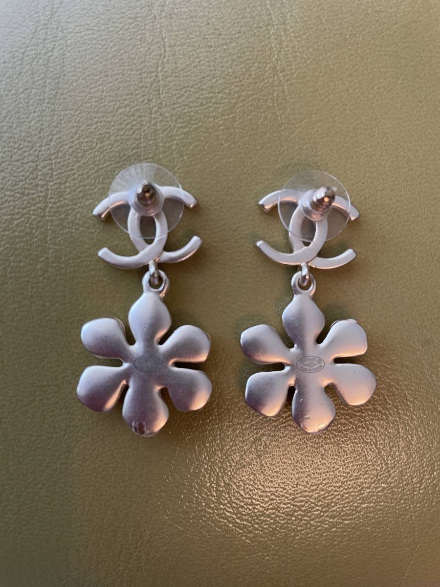 CHANEL シャネル　ピアス　美品_3