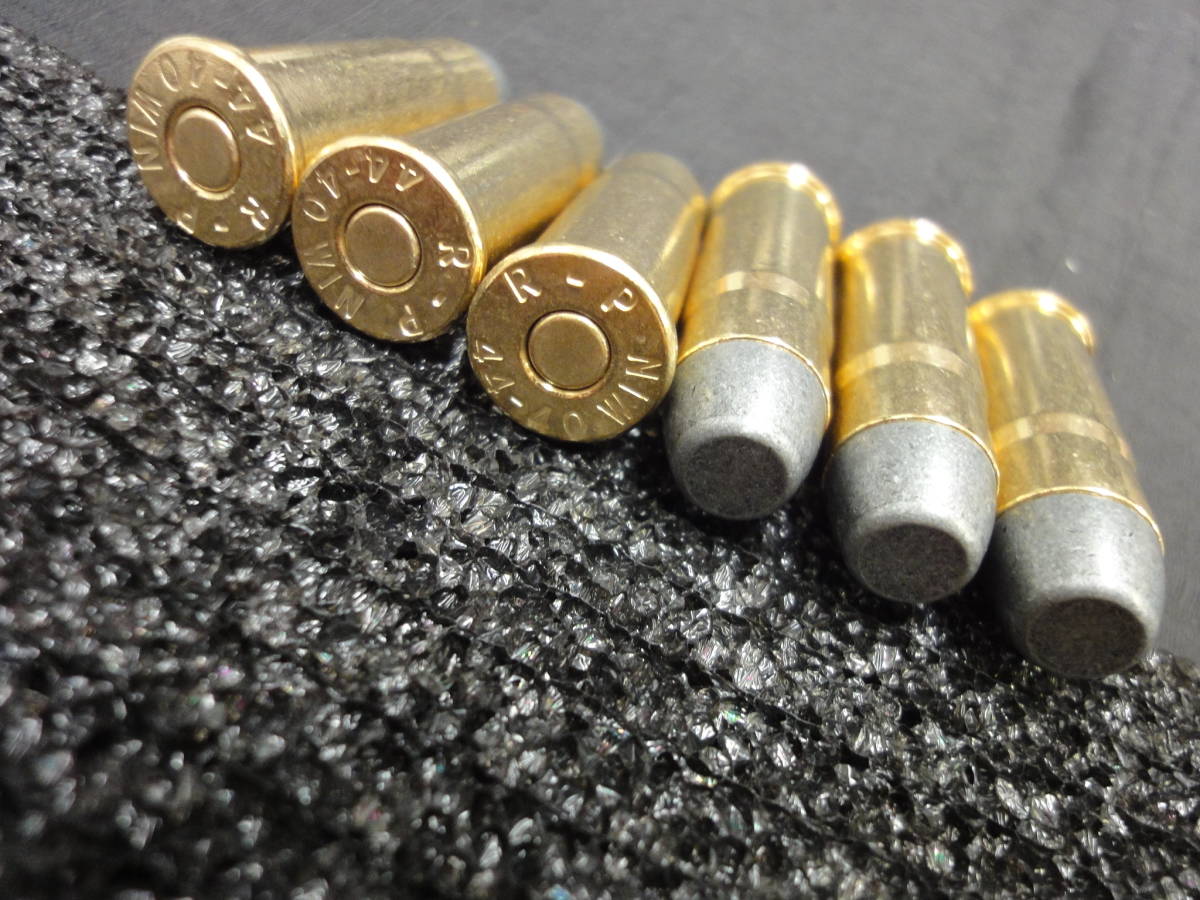 Right 44 40 Win リアルサイズ ダミーカート 飾り弾 Saa M1873 M1875 トイガン 売買されたオークション情報 Yahooの商品情報をアーカイブ公開 オークファン Aucfan Com