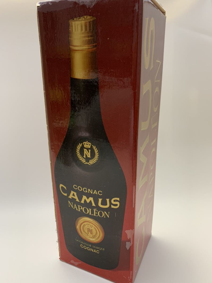 カミュ CAMUS ナポレオン ブランデー コニャック NAPOLEON 箱付き 古酒