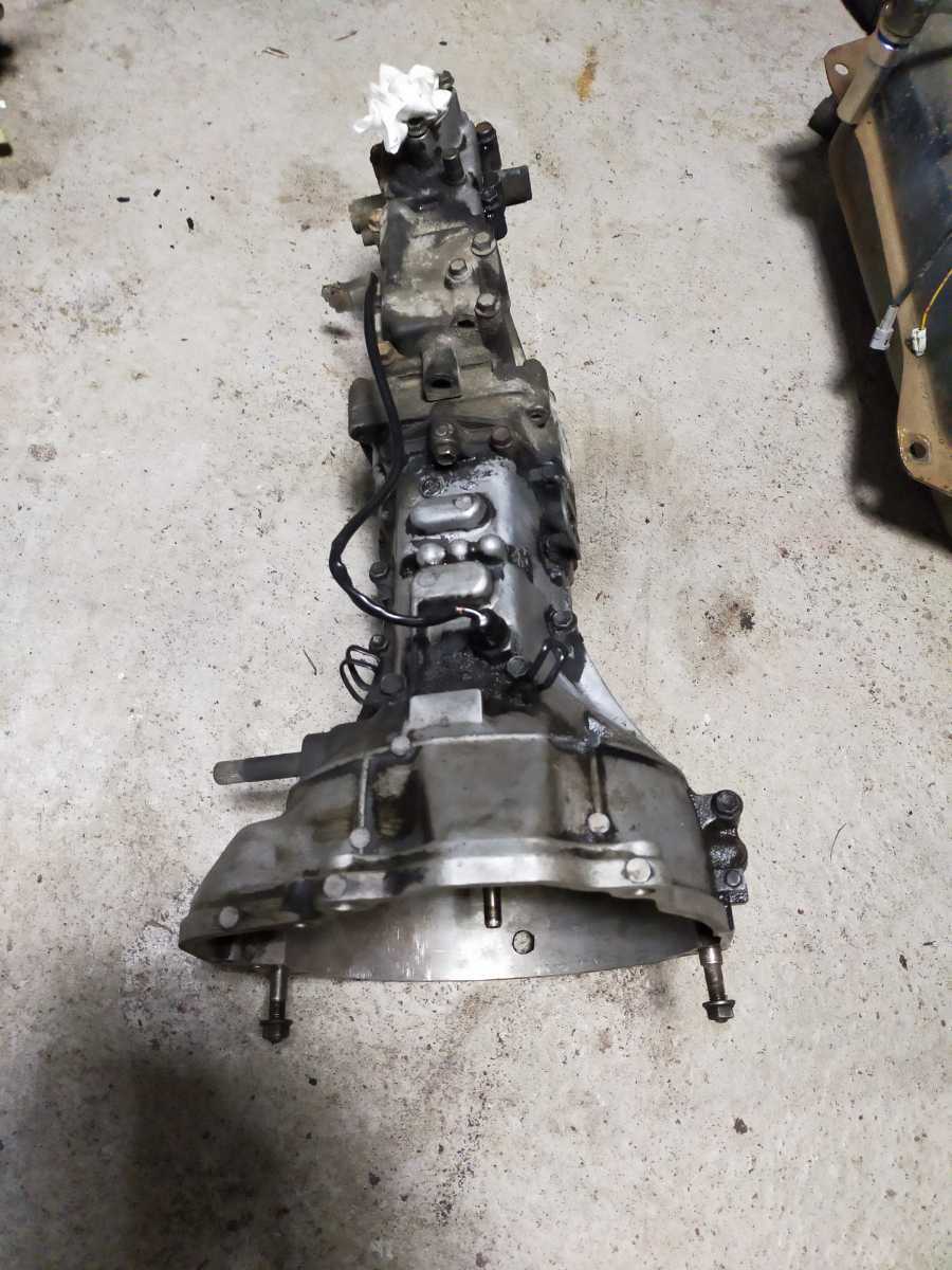 車 ジムニー ja12v マニアルミッション
