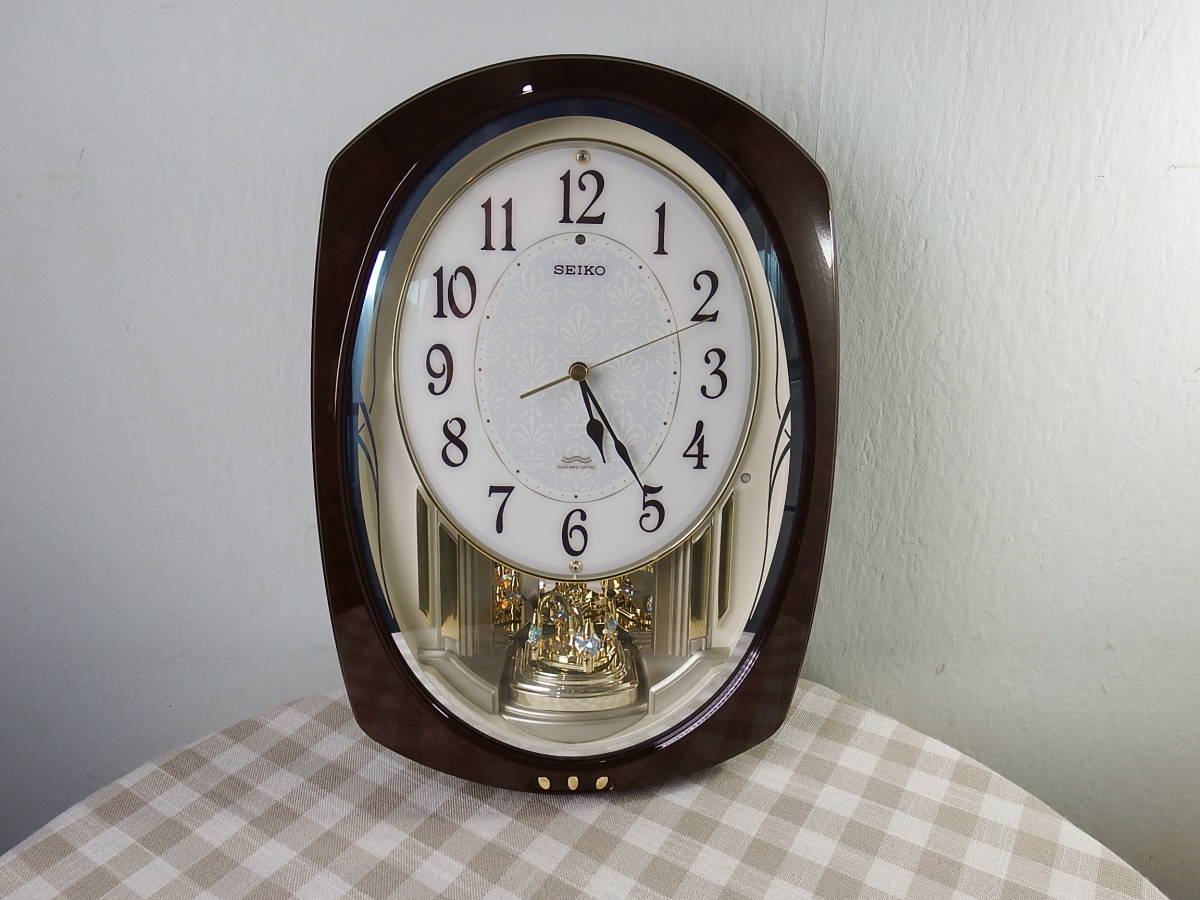 中古良品 SEIKO AM239H 電波 壁掛け時計 アミュージングクロック