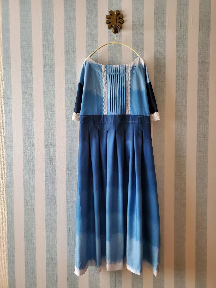 ハンドメイドkokomo ブルー グラデーションカラー ワンピース フリーサイズ ワンピース 売買されたオークション情報 Yahooの商品情報をアーカイブ公開 オークファン Aucfan Com