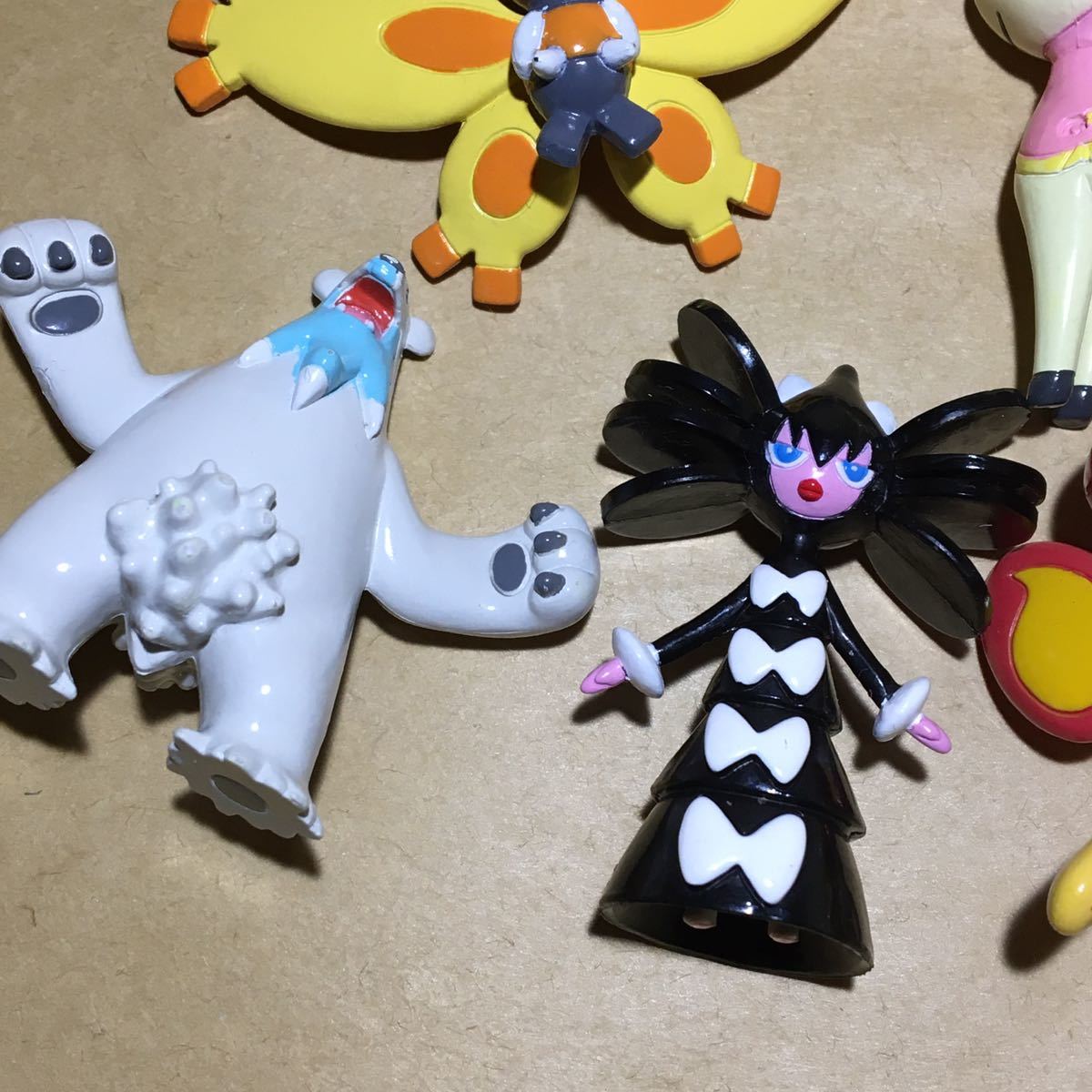 ポケモン モンコレ モンスターコレクション フィギュア ウルガモス 