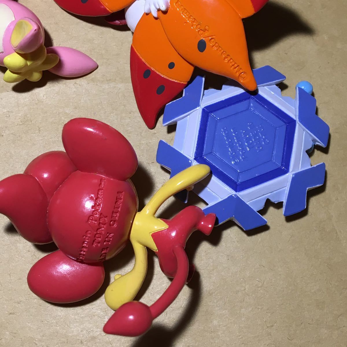 ポケモン モンコレ モンスターコレクション フィギュア ウルガモス 
