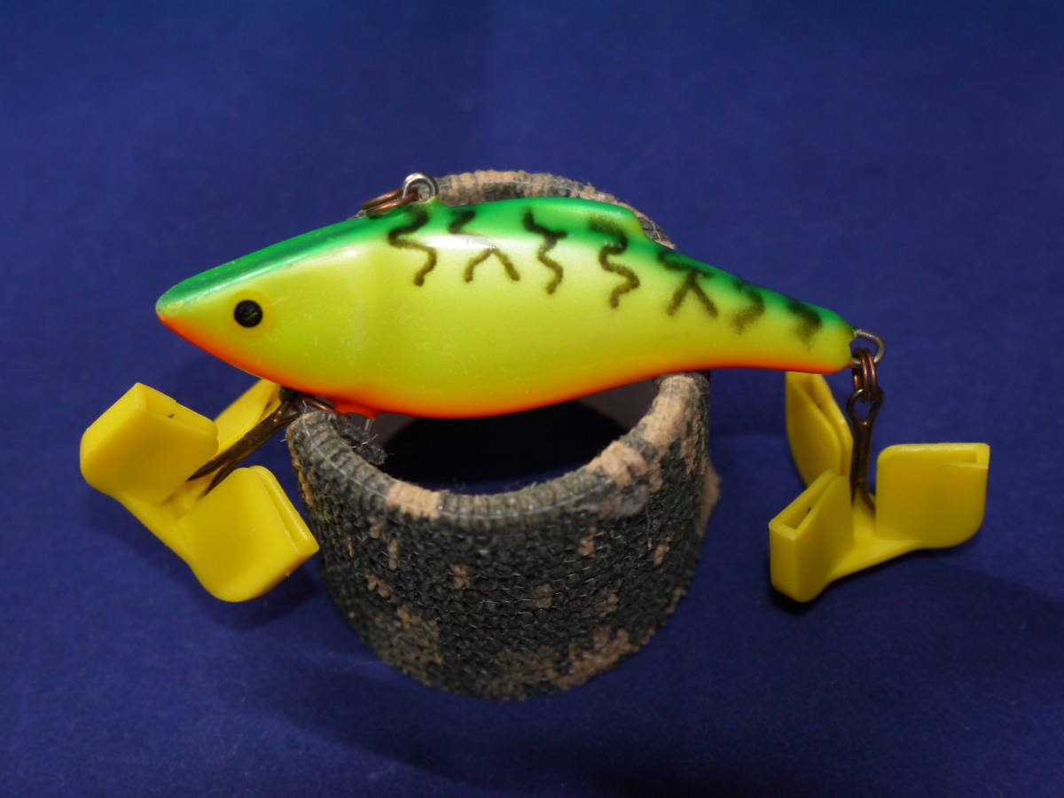 Rapala ラパラ ラトリンラップ バイブレーション Rna7 16ｇ ボディ全長 70ｍｍ ファイアータイガー フックカバー付き バイブレーション 売買されたオークション情報 Yahooの商品情報をアーカイブ公開 オークファン Aucfan Com