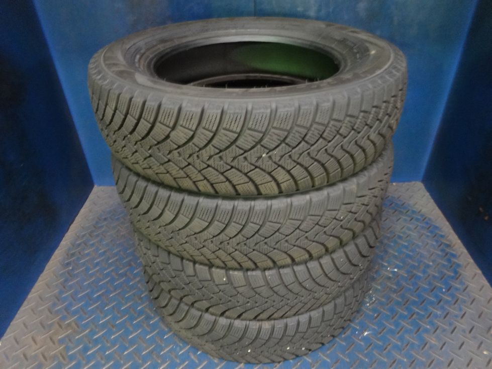  FALKEN ESPIA W-ACE 165/70R14 スタッドレスタイヤ 4本 2018年 日本製(中古品)｜売買されたオークション情報、yahooの商品情報をアーカイブ公開 - オークファン 14インチ