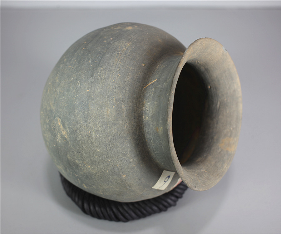 朝鮮美術 須恵器 新羅土器 新羅無釉土 四獣耳壺 M R7540F
