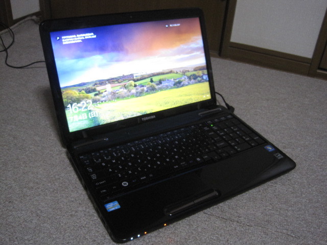 Core i7 NT: i7-2670QM 2.2GB ⁄4GB⁄無線ブルーレイ dynabook 東芝T451⁄