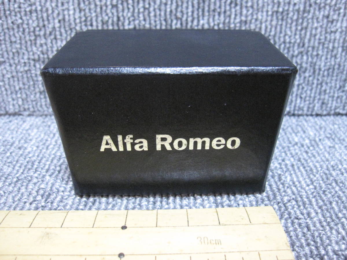 アルファロメオAlfa Romeo 147 クリスタル ペーパーウェイト アルファ