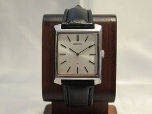 SEIKO 2220のYahoo!オークション(旧ヤフオク!)の相場・価格を見る 