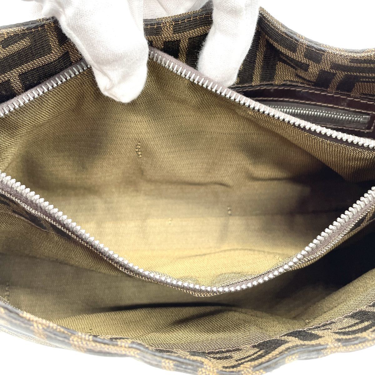 1円 美品 FENDI フェンディ ズッカ柄 ズッカ マンマバケット ワン 