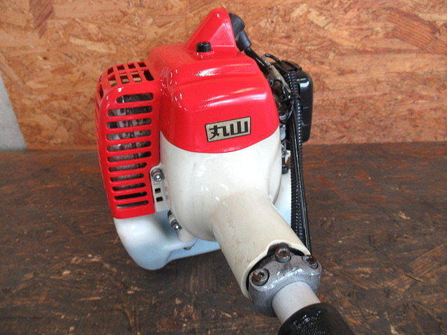 農機具 肩掛け式草刈機 マルヤマ GKB2600 丸山 軽量 の刃付き ピカピカ