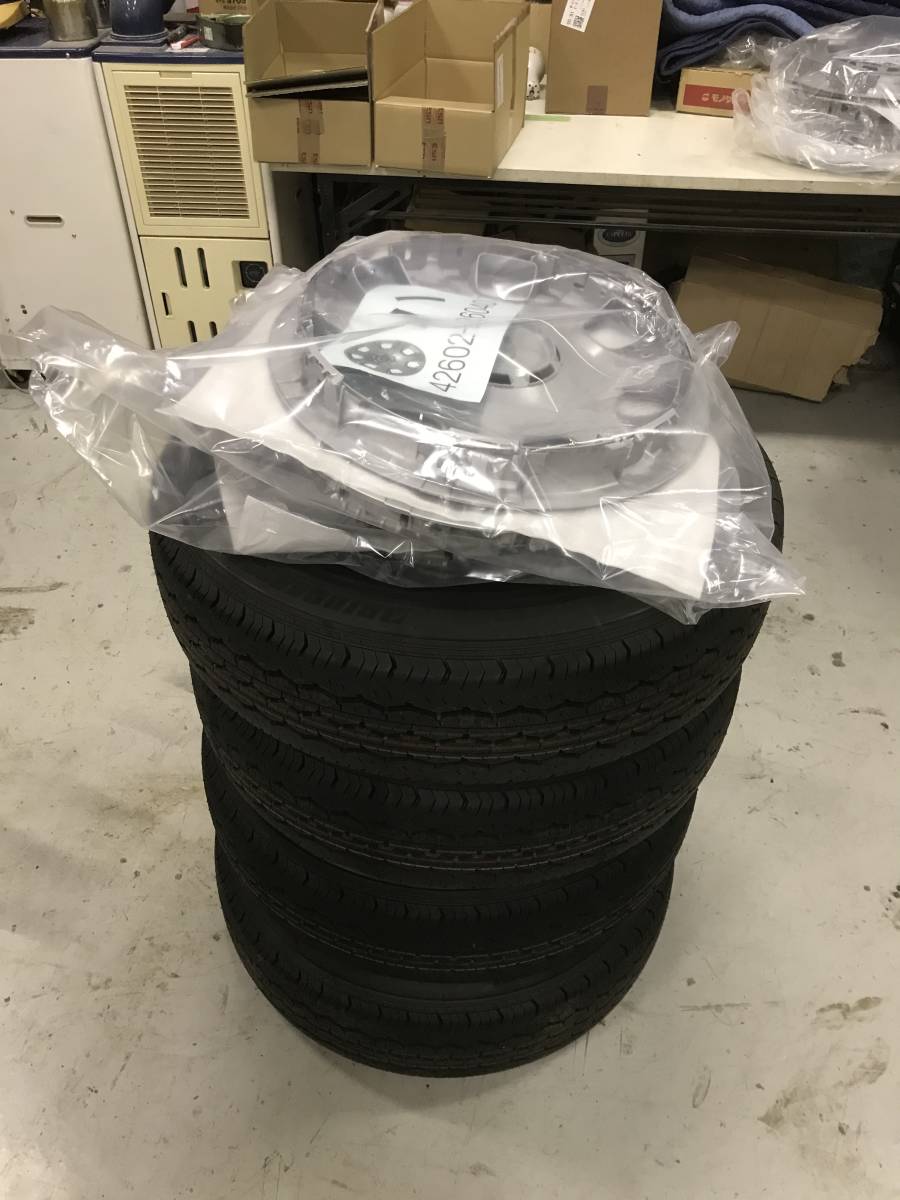 ハイエース 6型　新車外し ブリジストン エコピア 新車装着タイヤ　195/80R15 ホイール＆ホイールカバー付 4本 1台分