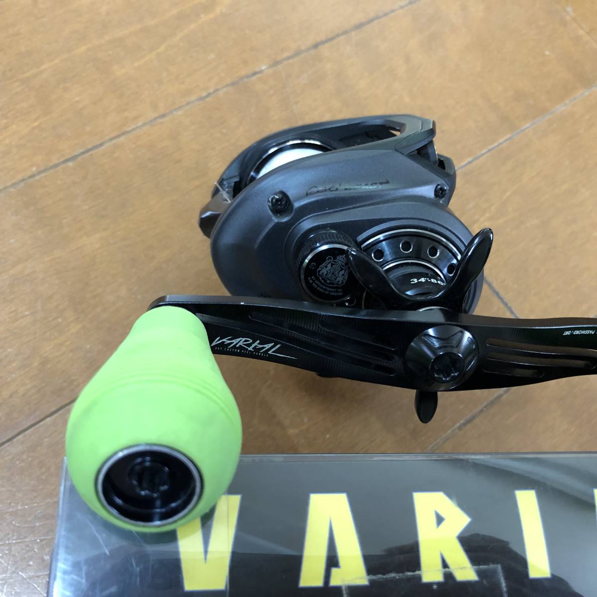 アブガルシア レボビースト 40-HS バリアルハンドル117 varial アブ