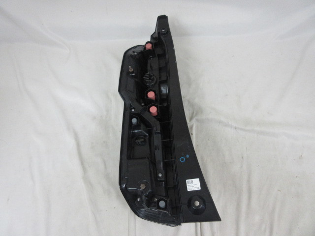 ホンダ N-BOXカスタム JF3/JF4 純正右テールライト ICHIKOH D186 （AN 