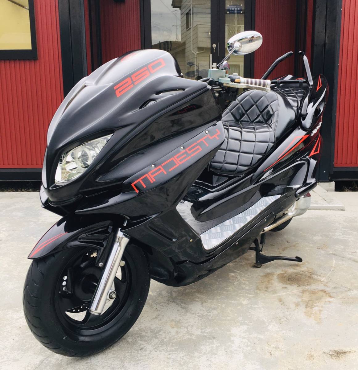 【YAMAHA マジェスティ】SG03 実働　大人カスタム　ブラック　低走行 YAMAHA マジェスティ】SG03 実働 大人カスタム ブラック 低走行 【公式