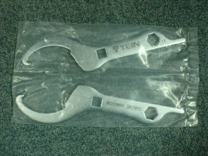 初売りセール 輸入品 未使用 Tein 調整可能レンチ Teinコイルオーバー 柔らかい Carent Com Pl