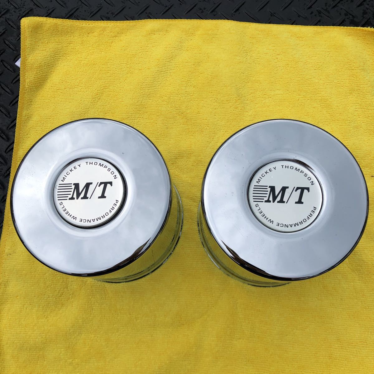 安い，大人気 No.17 ミッキートンプソンホイールセンターキャップ2個セット(社外品)｜売買されたオークション情報、yahooの商品情報をアーカイブ公開 - オークファン 社外品