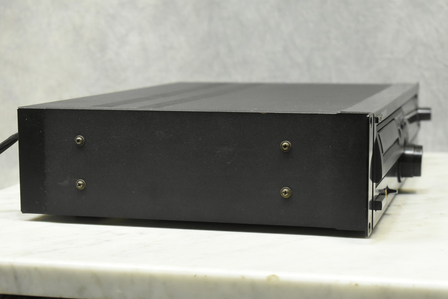 TASCAM CD-RW750 業務用CDレコーダー | CD Recorder & Player