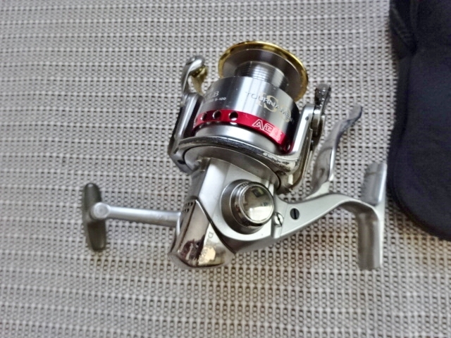 □ダイワ トーナメント ISO Z3000LB ダイワ ISO LB トーナメントISO