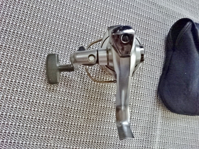 □ダイワ トーナメント ISO Z3000LB ダイワ ISO LB トーナメントISO