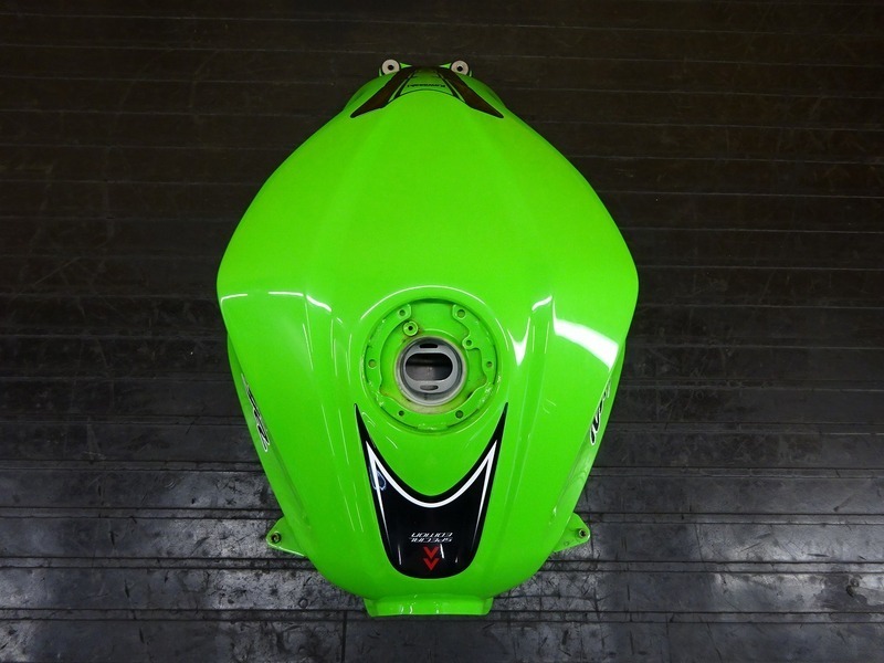 【驚きの破格値，人気】 【210625】Ninja250(EX250L-003)◇ 燃料タンク ガソリンタンク フューエルタンク 【NINJA ニンジャ ABS付