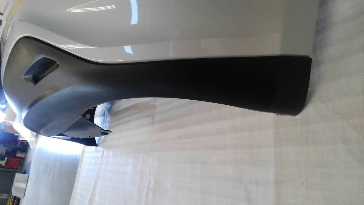 ハリアー　ZSU60W　60系　後期　リアバンパー　070　52159-48240-A0 ハリアー ZSU60W リアバンパー 0 TRD リヤバンパースポイラー
