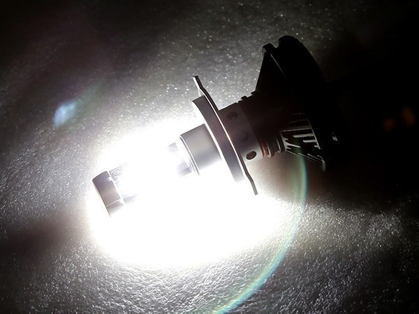 40 系 ZVW40W ZVW41W 前期 後期 プリウスα PHILIPSチップ12000ルーメン H11 H16 H8 LEDフォグランプ 車検対応3000K 6500K 8000K